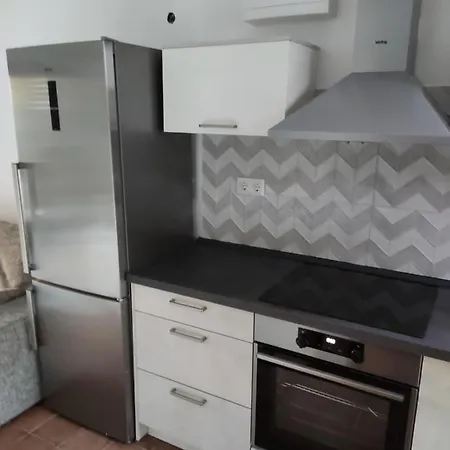 Apartman 2 Minutes To The Ev Station Available Crikvenica