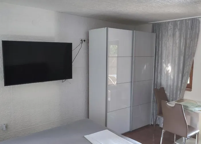 2 Minutes To The Ev Station Available Apartmán Crikvenica