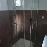 Apartament 2 Minutes To The Ev Station Available *