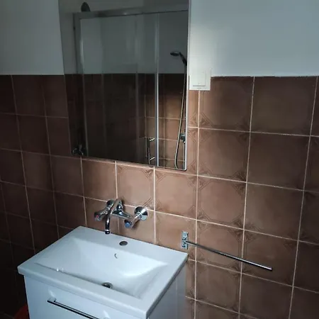 2 Minutes To The Ev Station Available * Crikvenica