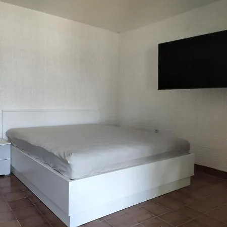 Apartment 2 Minutes To The Ev Station Available Crikvenica