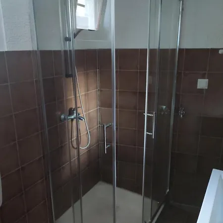 Apartman 2 Minutes To The Ev Station Available *